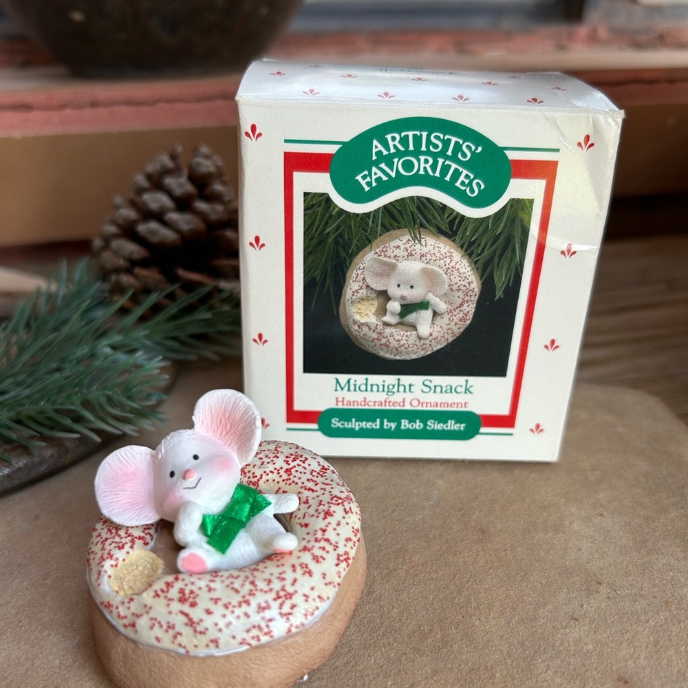 Hallmark Midnight Snack Mouse Keepsake Ornament Vintage New in Box
